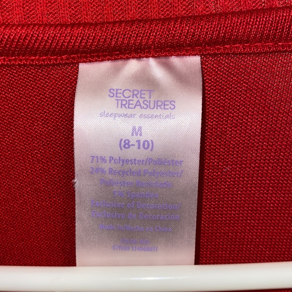 Secret Treasures Medium (8-10) Tis’ the Season Sleepwear Top - Picture 3 of 13